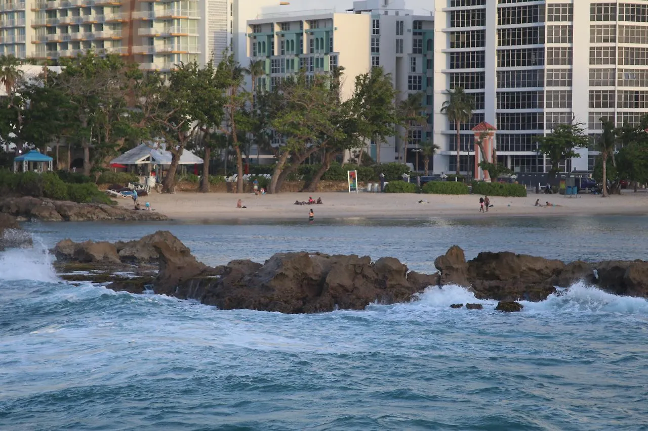 Condado Lagoon Villa Apt 3*, 산후안 푸에르토리코